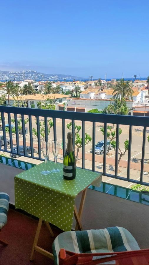 Summer Breeze Apartment Empuriabrava Exteriör bild