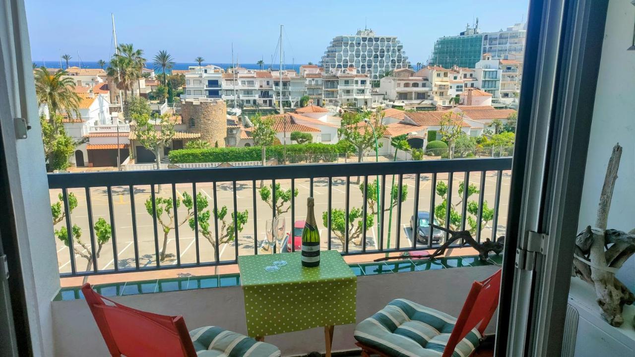 Summer Breeze Apartment Empuriabrava Exteriör bild