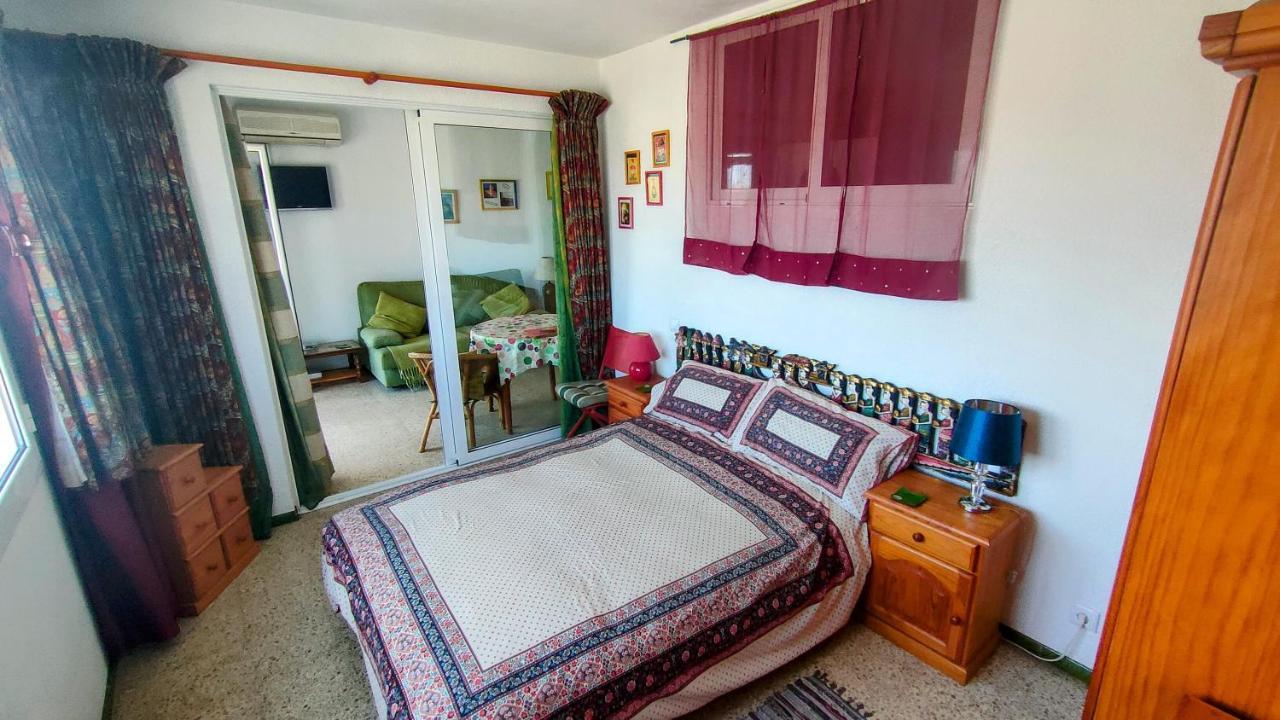 Summer Breeze Apartment Empuriabrava Exteriör bild